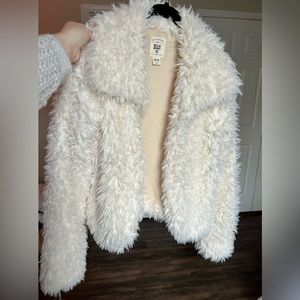 Fuzzy cropped jacket size small